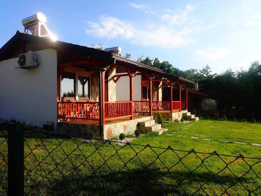 Karali Apartments Lagadin Exterior photo