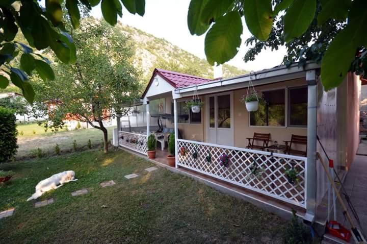 Karali Apartments Lagadin Exterior photo