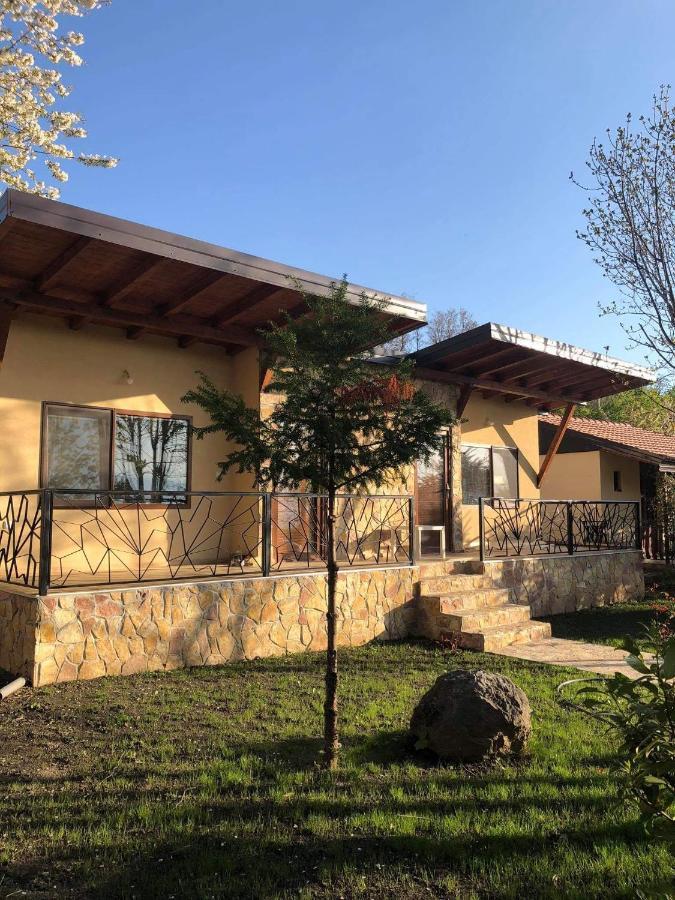 Karali Apartments Lagadin Exterior photo